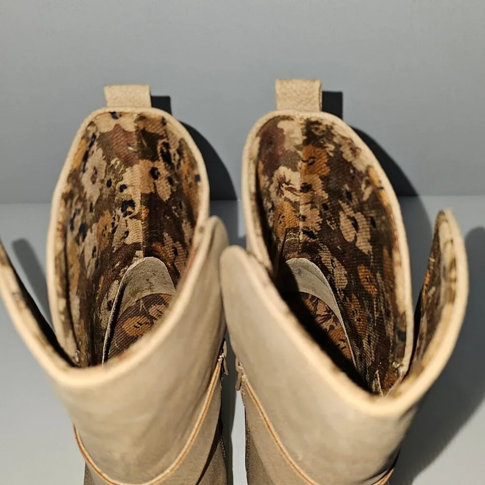 NEW Korks By Kork Ease Marci II Ankle Boot Womens 9.5 Natural Tan Block Heel
